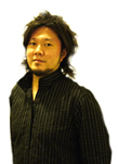 スタイリスト:井上 敦雄